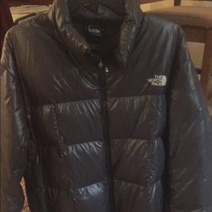 Men’s North face 550 shiny down jacket.